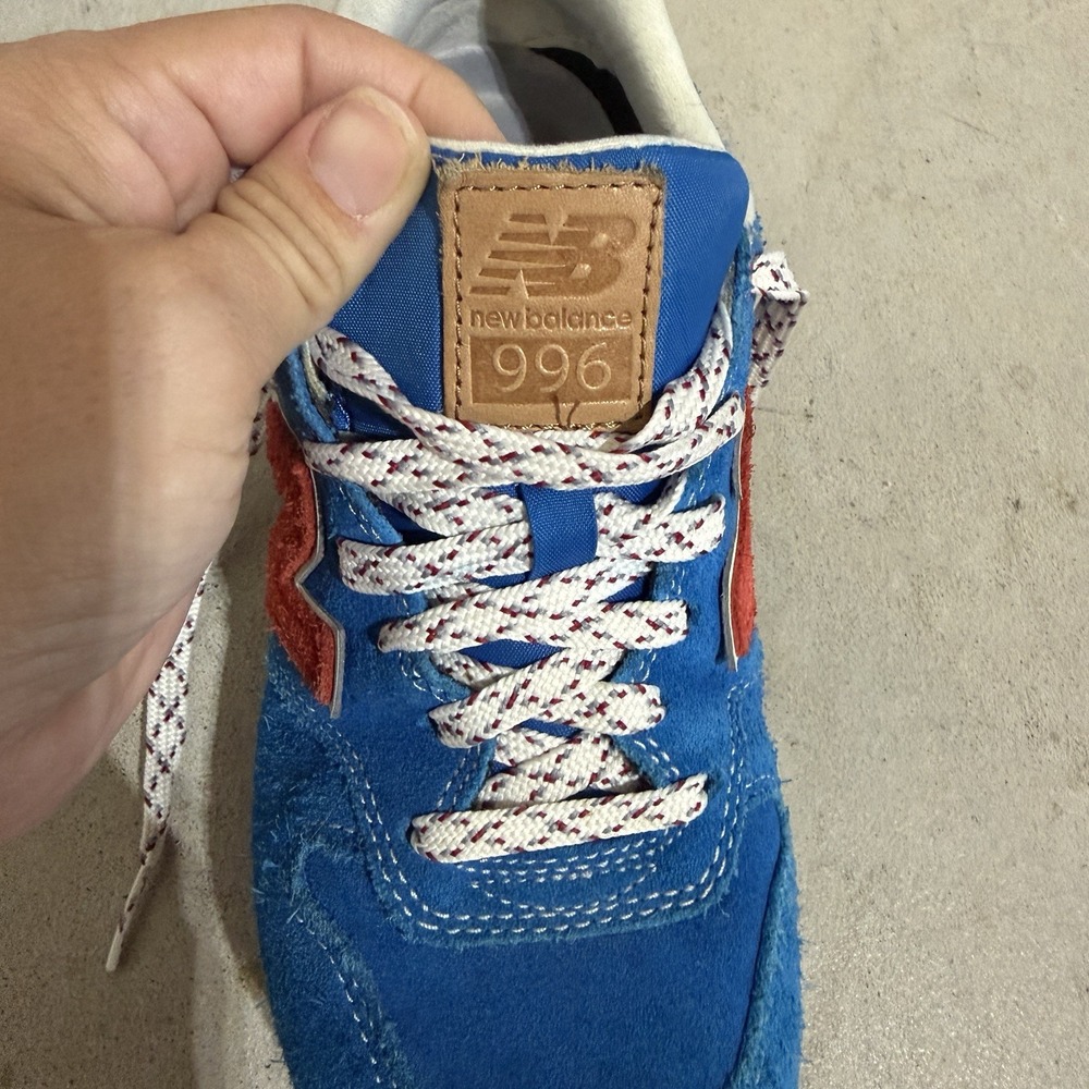 New Balance 996 Blue Suede Sneakers Men's 6 / Fits Women's 7.5 Retro - Picture 9 of 9